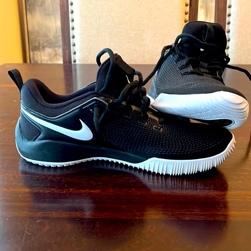 Brand new, never worn!  Black Nike Hyperace 2 in size 10.5
